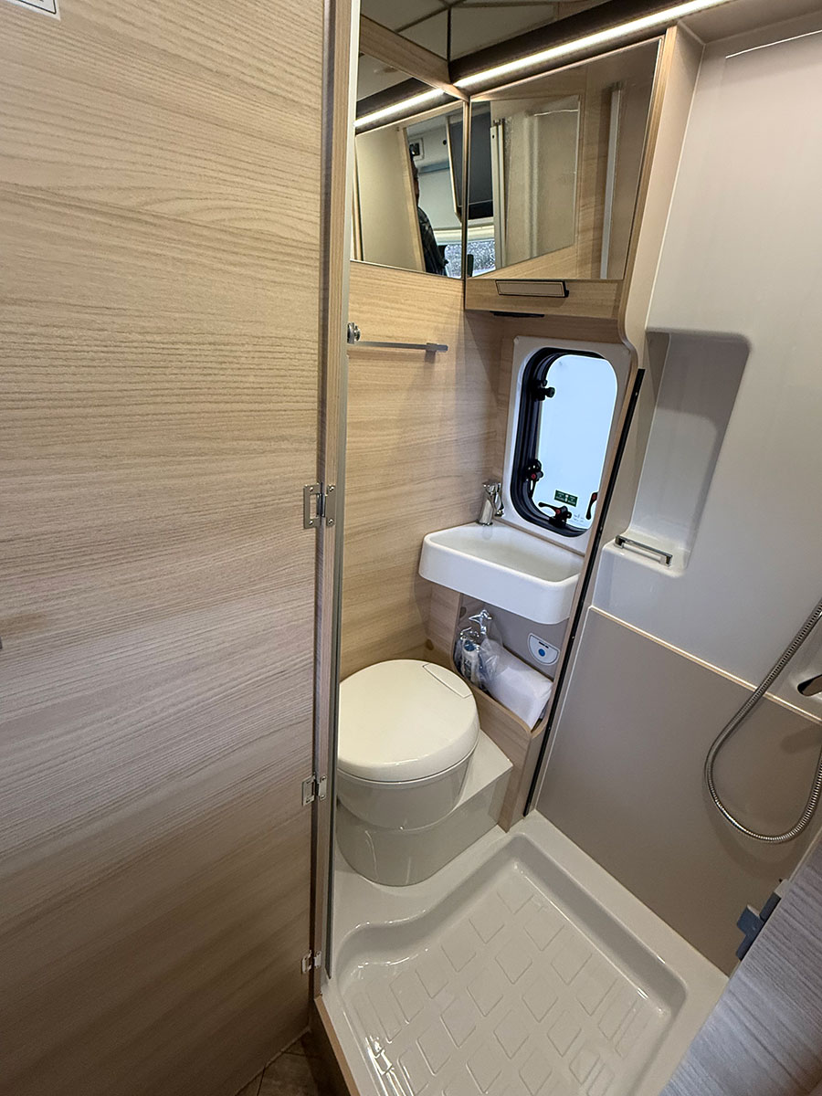 009 Challenger V11 Max Sport Edition