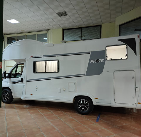 014 Autocaravana Pilote Capucina 2021