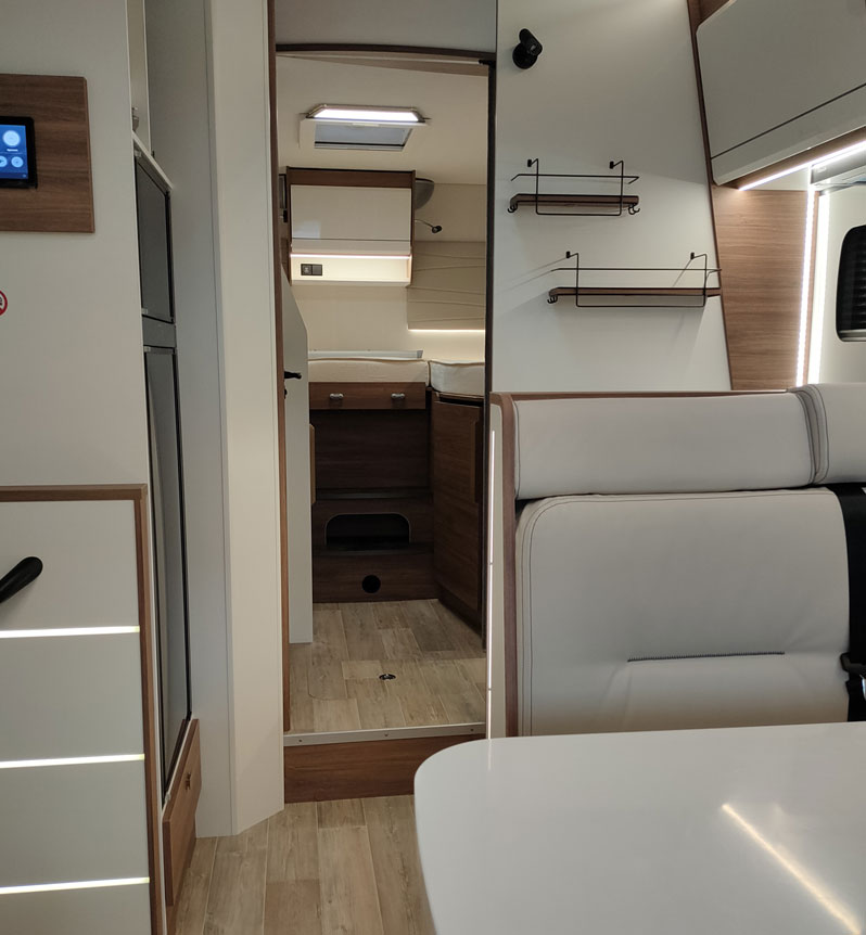 006 Autocaravana Perfilada