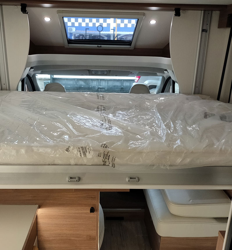 018 Autocaravana Perfilada